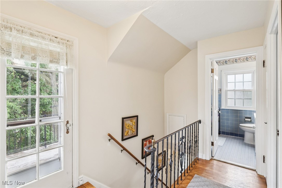16001 Munn Road Cleveland, OH 44111 - Photo 11 of 38 Gallery Image 11