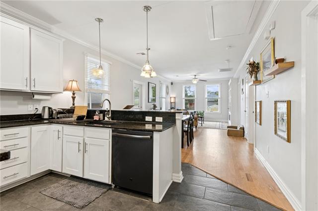 1316 Riviera Avenue New Orleans, LA 70122 - Photo 4 of 19