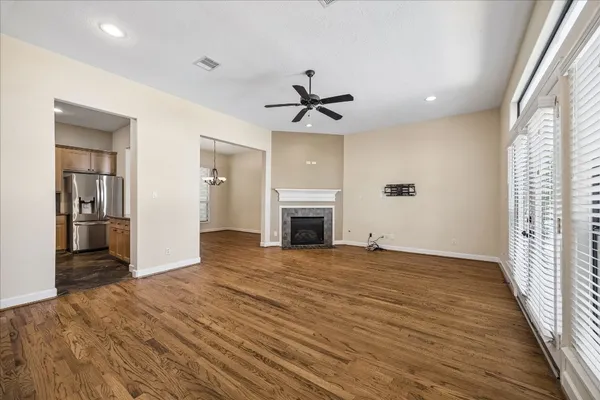 $3,100 | 5811 Maxie Street, Houston, TX 77007