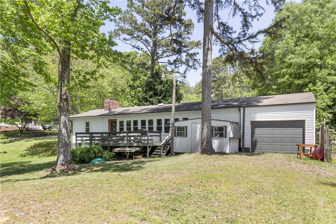 113 Pine Knoll Road Fair Play, SC 29643 - Photo 5 of 36 Gallery Image 5