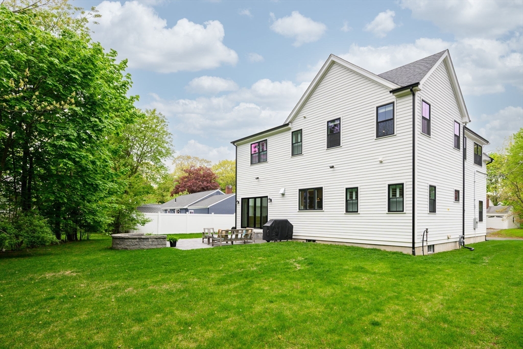 7 Phyllis Lane Milton, MA 02186 - Photo 34 of 37