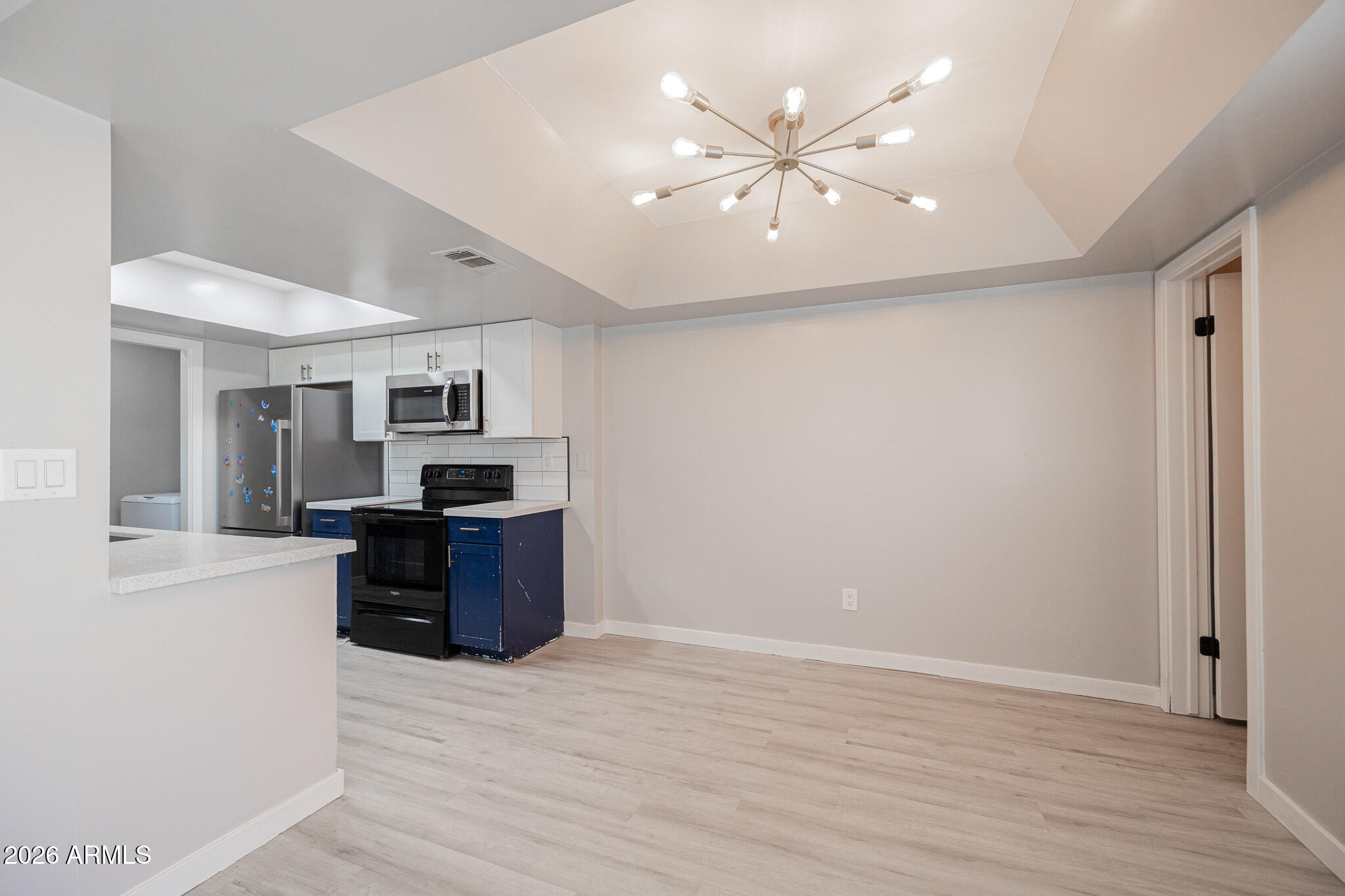 4403 East Riverside Street Phoenix, AZ 85040 - Photo 6 of 19