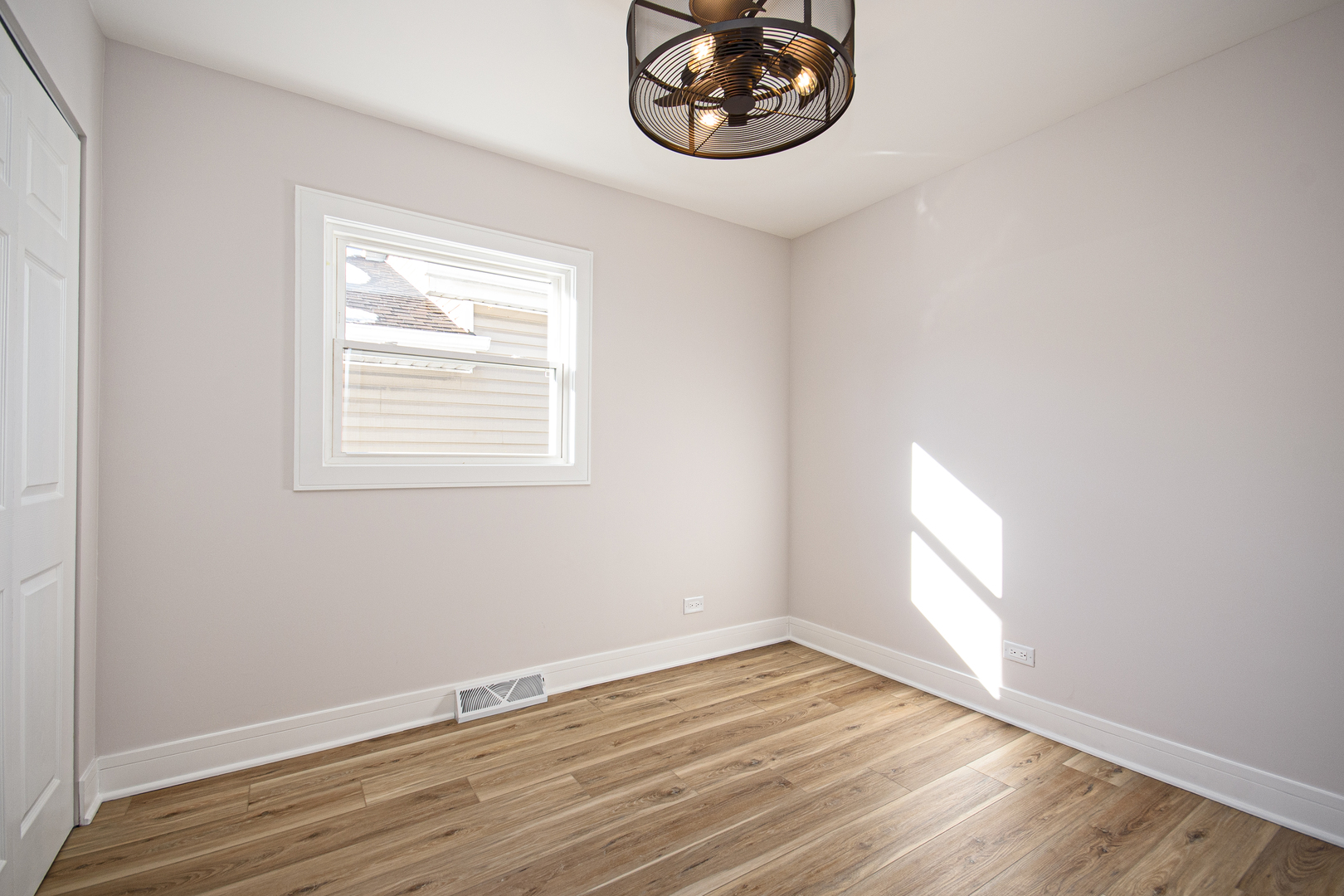 1005 West 103rd Street Chicago, IL 60643 - Photo 10 of 18