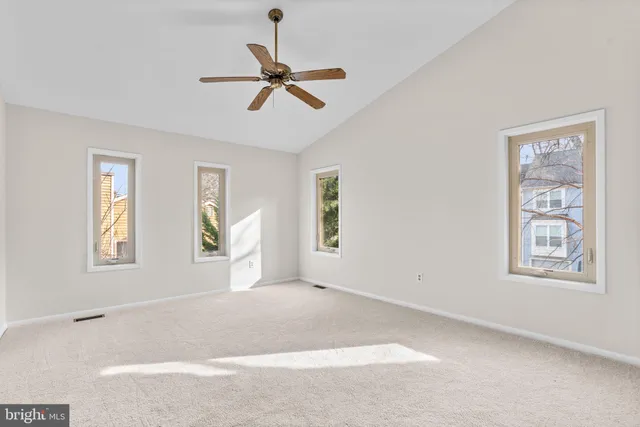 $450,000 | 9408 Clocktower Lane, Columbia, MD 21046