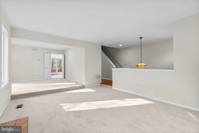 $450,000 | 9408 Clocktower Lane, Columbia, MD 21046