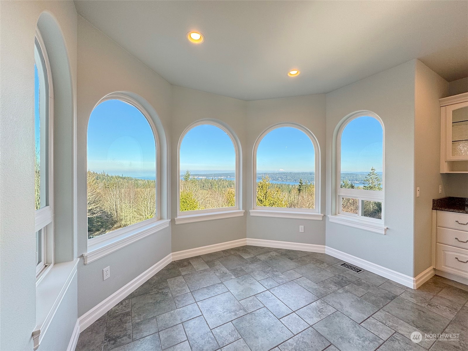499 Louella Road Sequim, WA 98382 - Photo 10 of 39