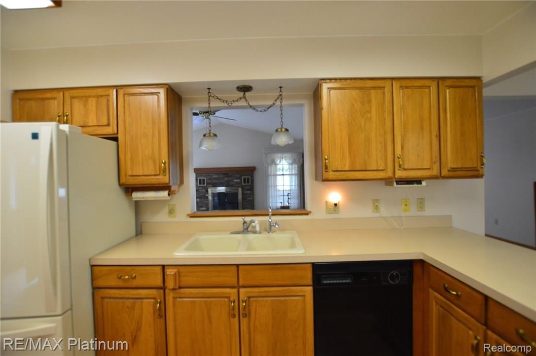 715 Riverside Drive Linden, MI 48451 - Photo 12 of 36 715_Riverside_23.JPG