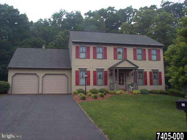 121 Meadow Road York, PA 17406 - Photo 1 of 6 Gallery Image 1