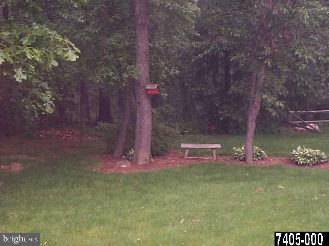 121 Meadow Road York, PA 17406 - Photo 6 of 6 Gallery Image 6