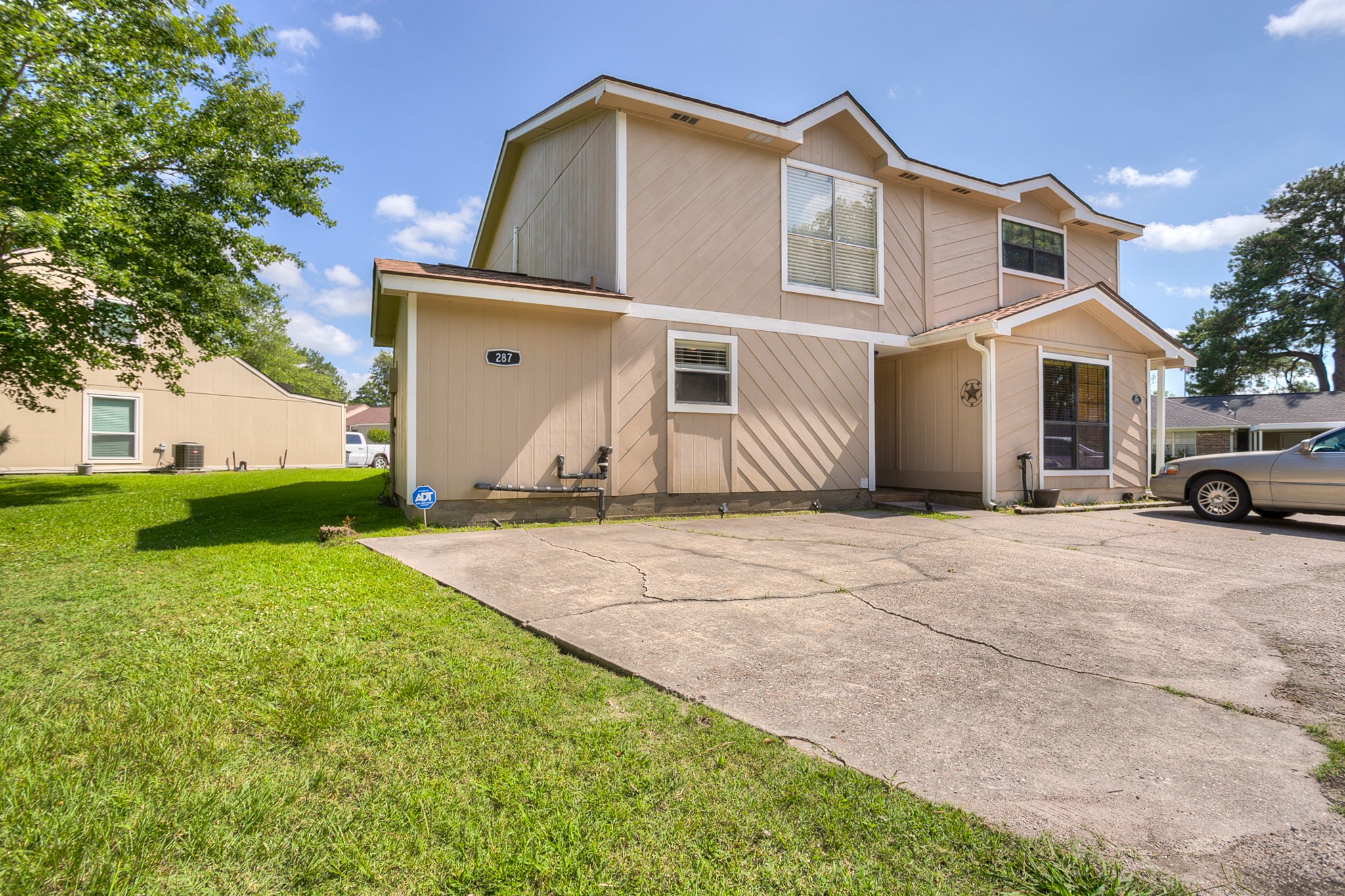287 Broadmoor Street Trinity, TX 75862 - Photo 2 of 36