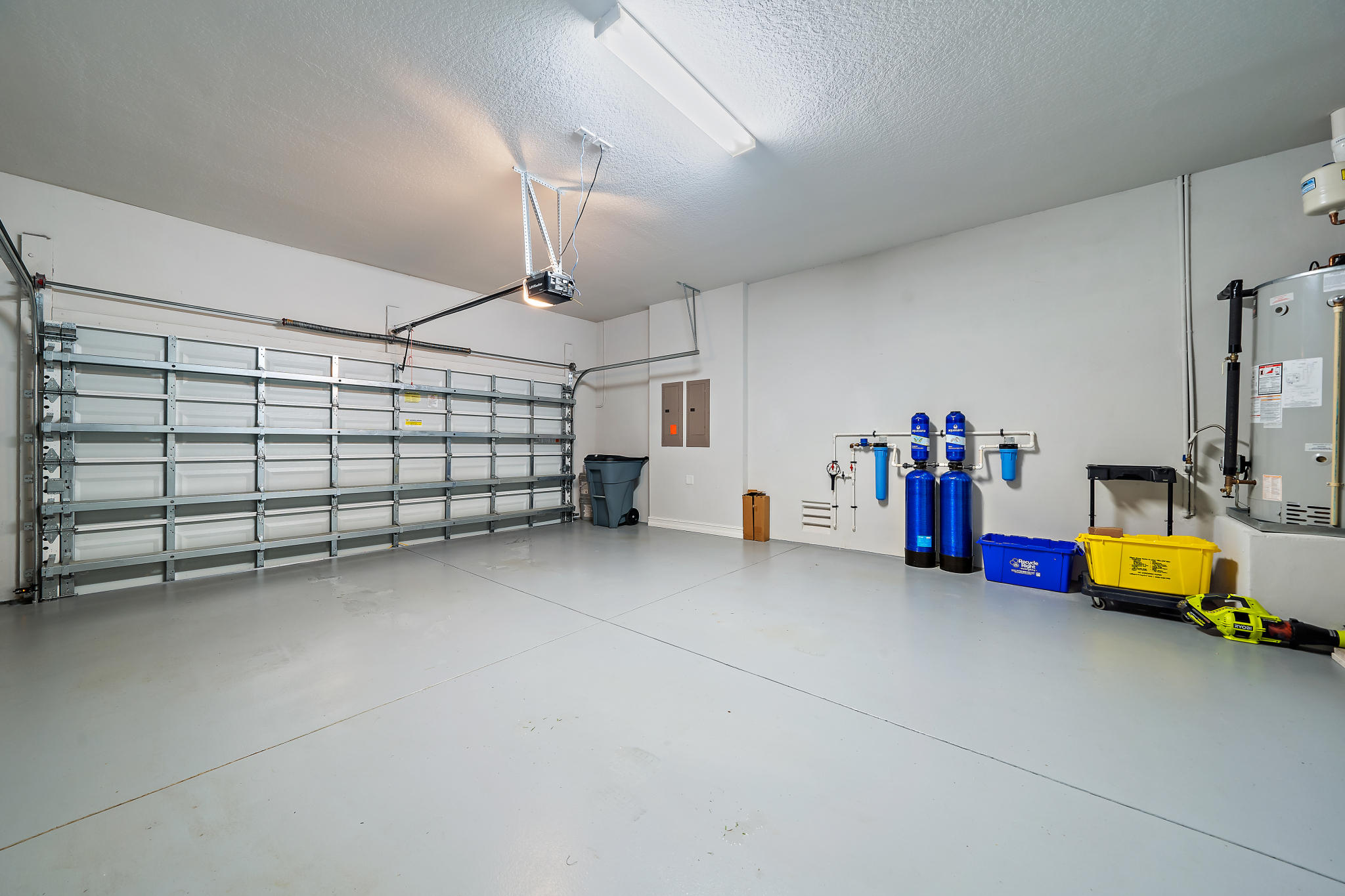 129 Sonata Drive Jupiter, FL 33478 - Photo 38 of 64 Immaculate garage