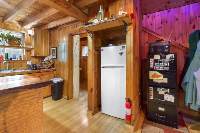 $599,000 | 1 Pioneer Lane, Howland, ME 04448