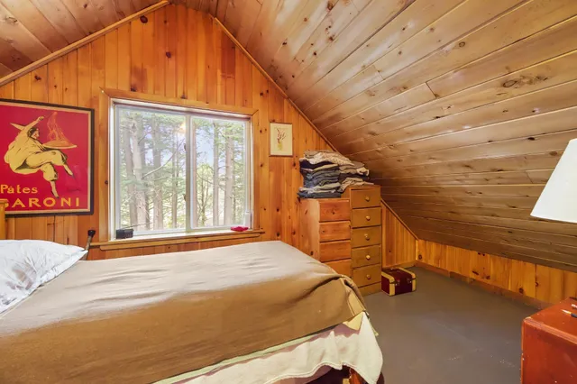 $599,000 | 1 Pioneer Lane, Howland, ME 04448