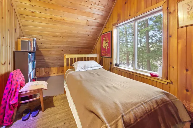 $599,000 | 1 Pioneer Lane, Howland, ME 04448