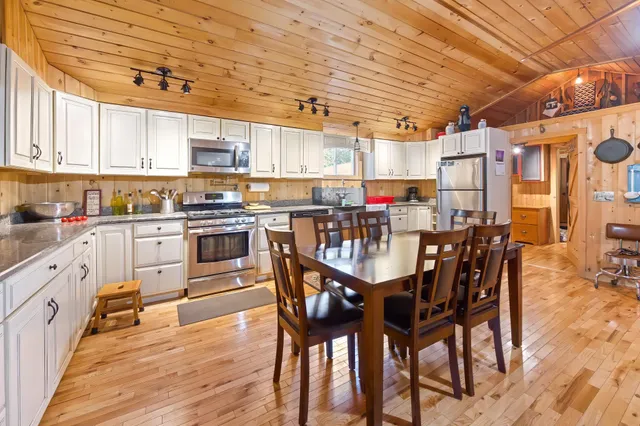 $599,000 | 1 Pioneer Lane, Howland, ME 04448