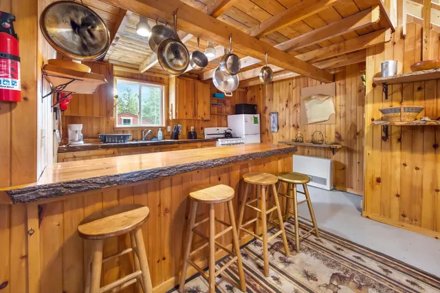 $599,000 | 1 Pioneer Lane, Howland, ME 04448