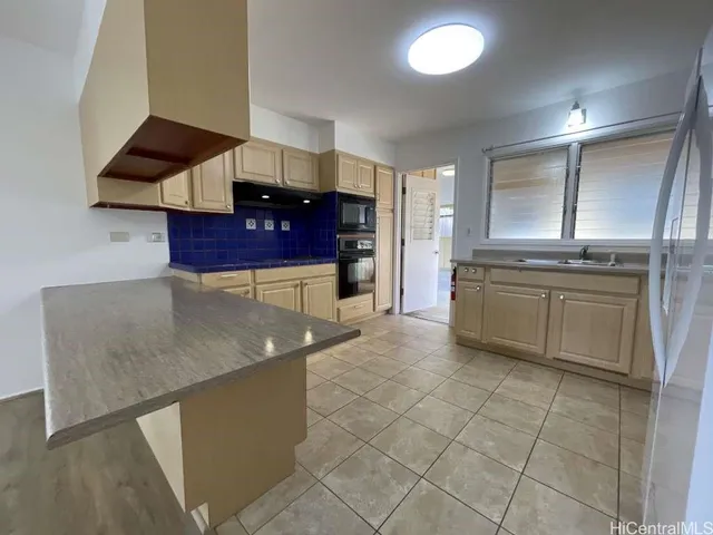 $6,500 | 970 Kalawai Place, Kailua, HI 96734