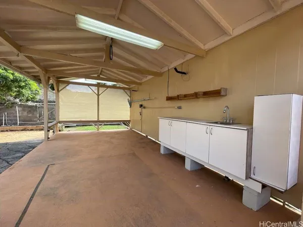 $5,000 | 970 Kalawai Place, Kailua, HI 96734