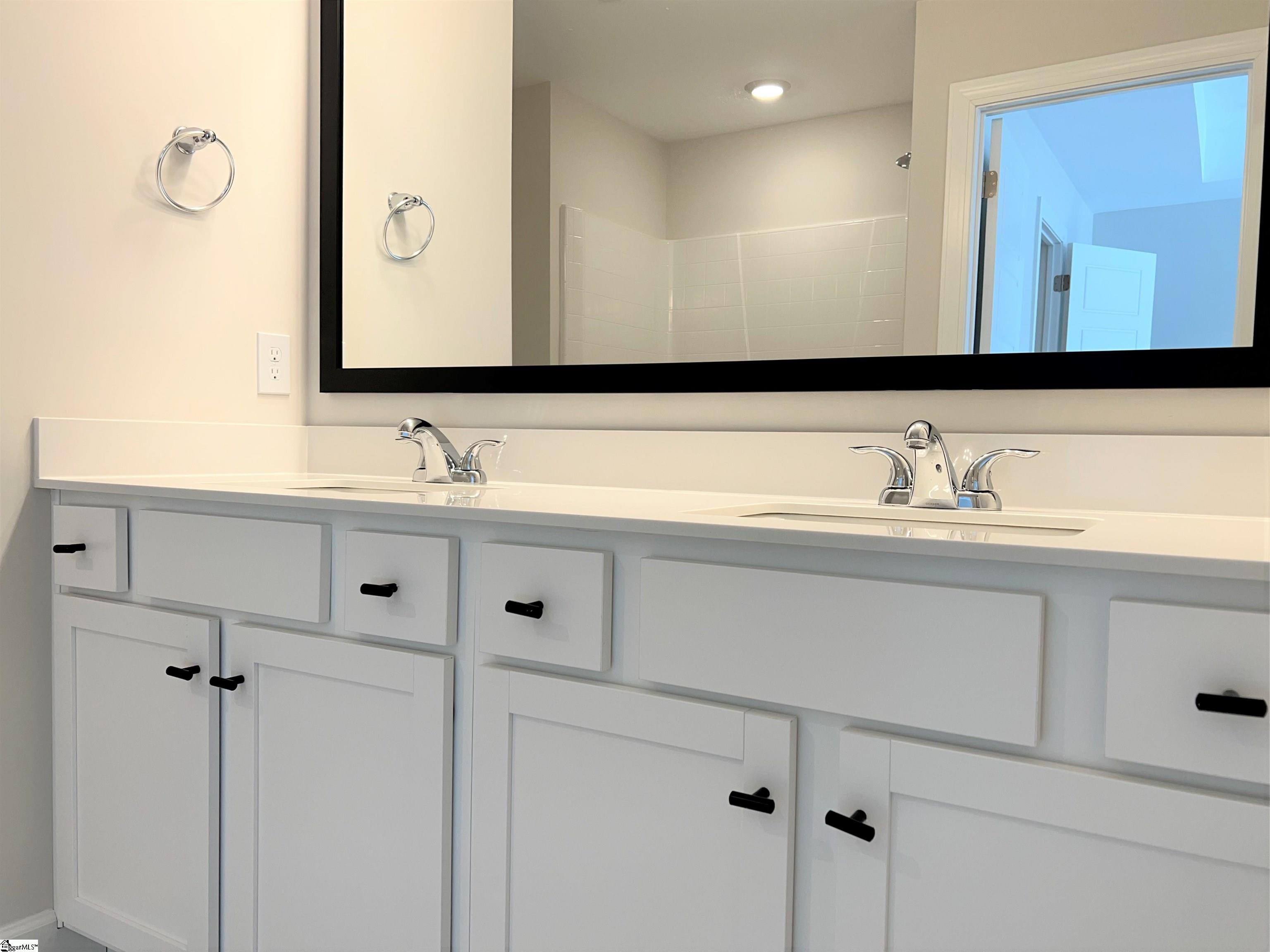 324 Hollenbeck Place Greenville, SC 29607 - Photo 17 of 23