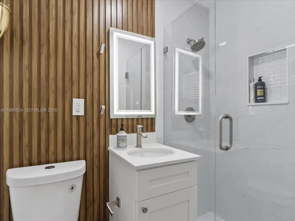 $8,500 | 2648 Northeast 26th Avenue, Fort Lauderdale, FL 33306