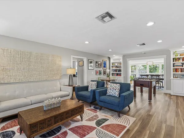 $8,500 | 2648 Northeast 26th Avenue, Fort Lauderdale, FL 33306