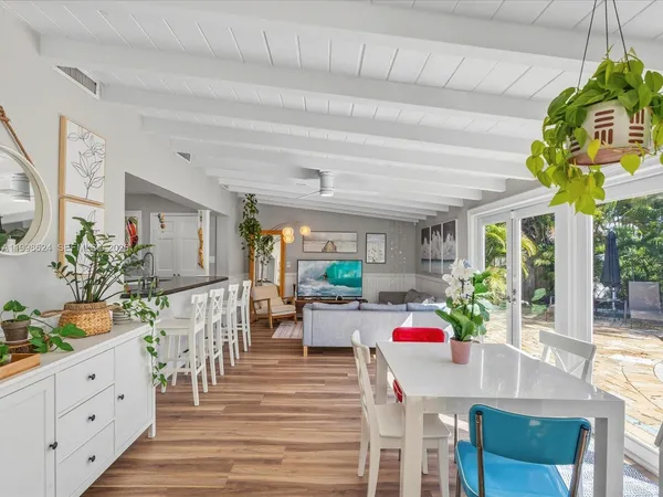 $8,500 | 2648 Northeast 26th Avenue, Fort Lauderdale, FL 33306