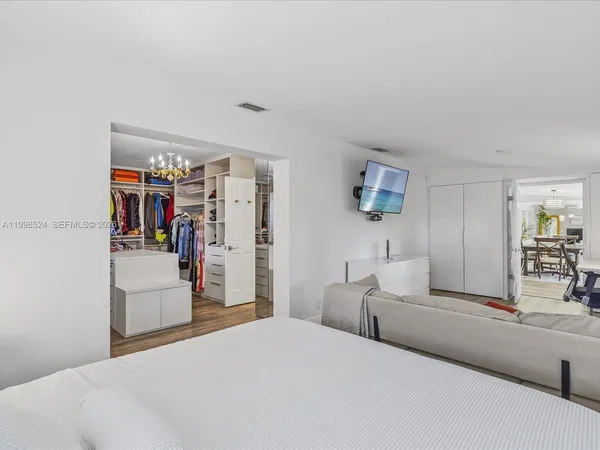 $8,500 | 2648 Northeast 26th Avenue, Fort Lauderdale, FL 33306