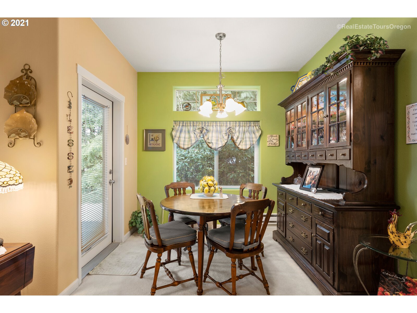 14705 Southwest Sandhill Loop, Unit 101 Beaverton, OR 97007 - Photo 14 of 32 Gallery Image 14