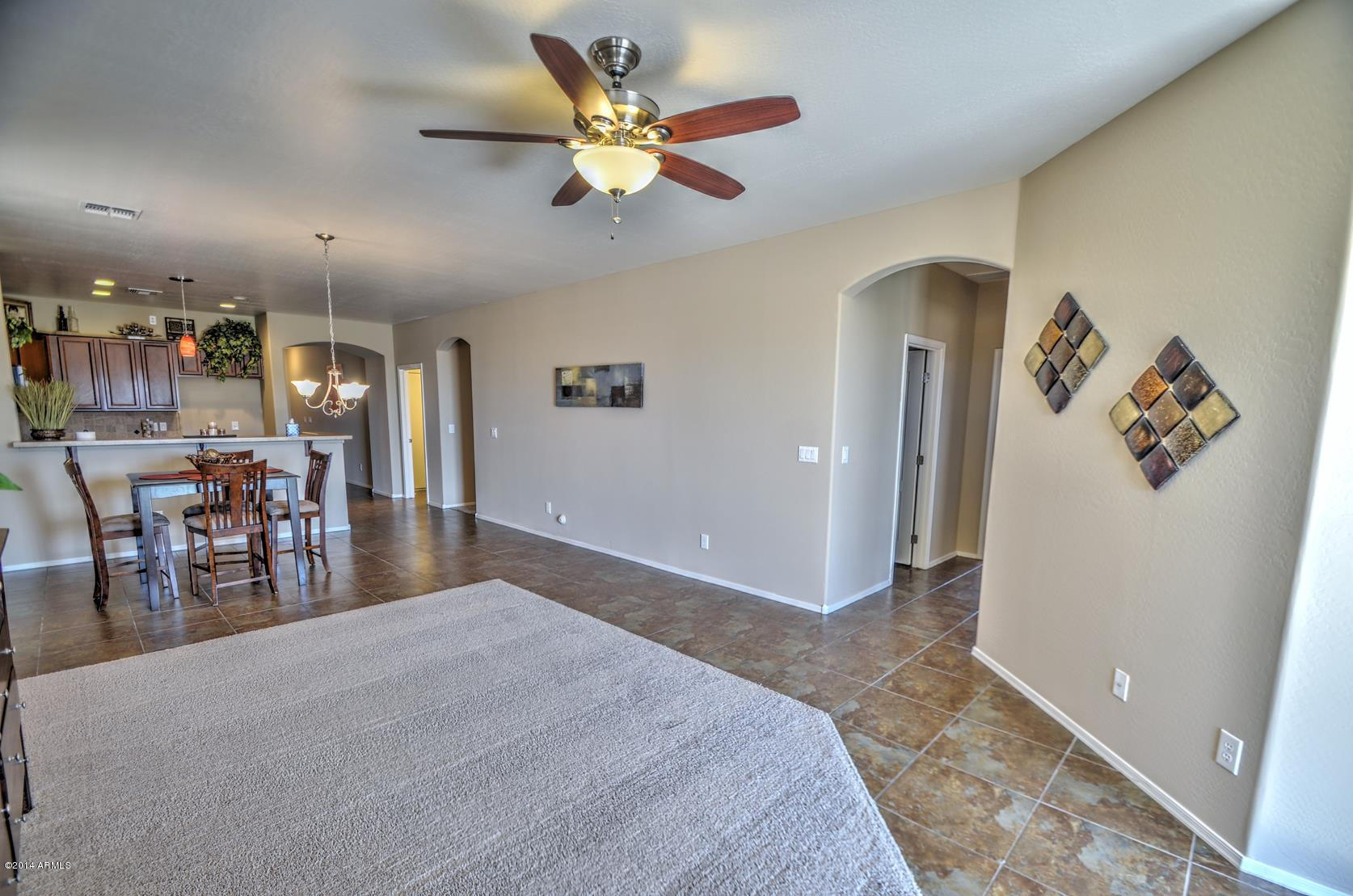 18464 North Lariat Road Maricopa, AZ 85138 - Photo 12 of 41 family room-8