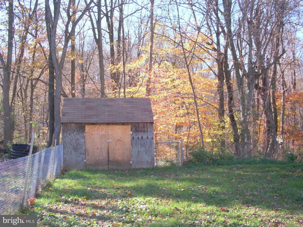1116 Williamsburg Road Lancaster, PA 17603 - Photo 2 of 15 Gallery Image 2