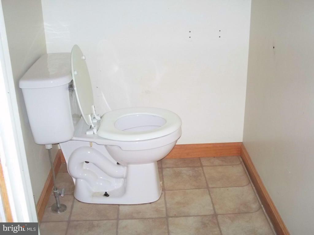 1116 Williamsburg Road Lancaster, PA 17603 - Photo 14 of 15 Gallery Image 14