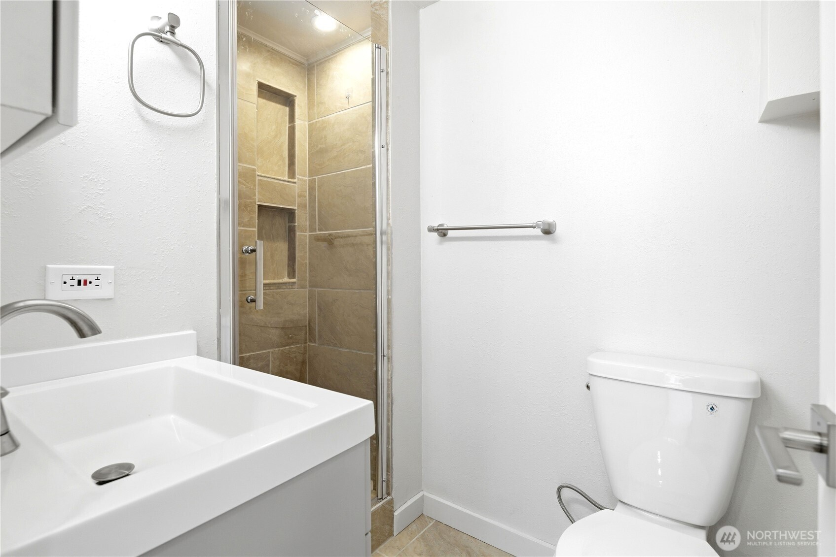 3121 Southeast 6th Street Renton, WA 98058 - Photo 25 of 40 Gallery Image 25