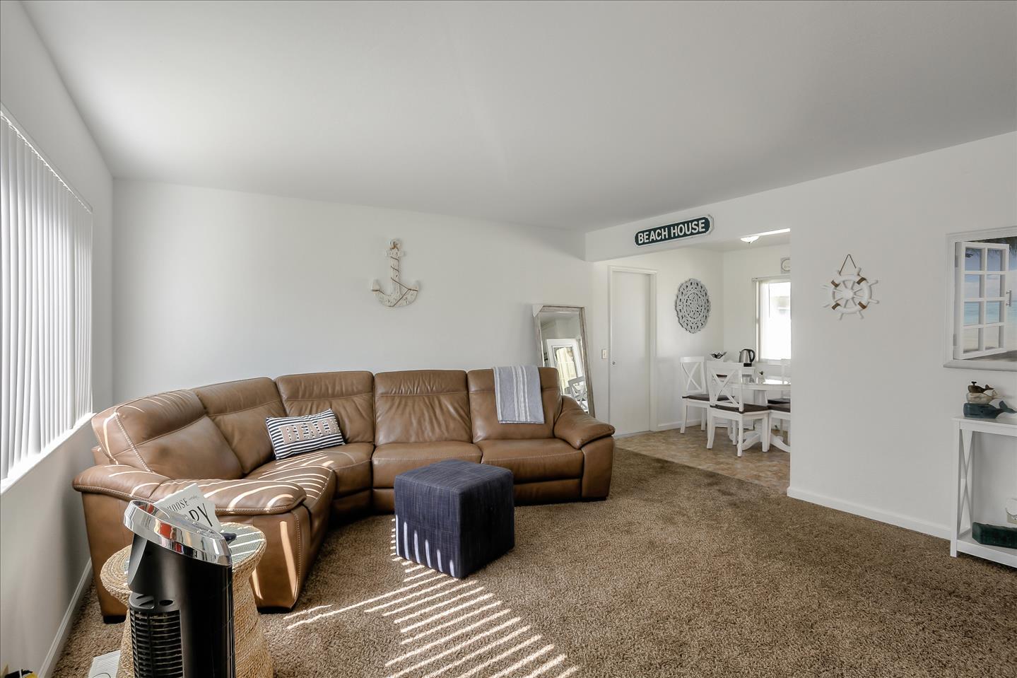 17801 Pesante Road Salinas, CA 93907 - Photo 6 of 32 Gallery Image 6
