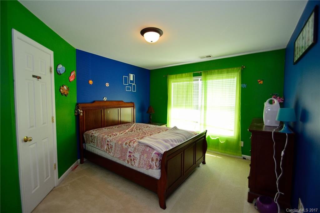 13519 Porter Creek Road Charlotte, NC 28262 - Photo 13 of 24
