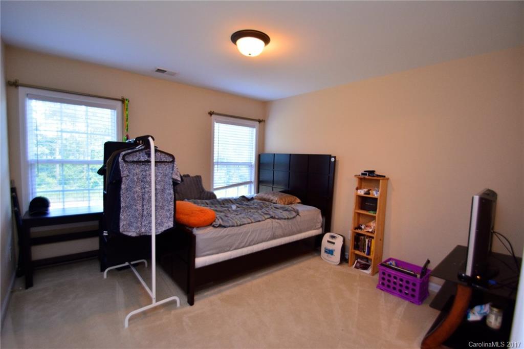 13519 Porter Creek Road Charlotte, NC 28262 - Photo 14 of 24