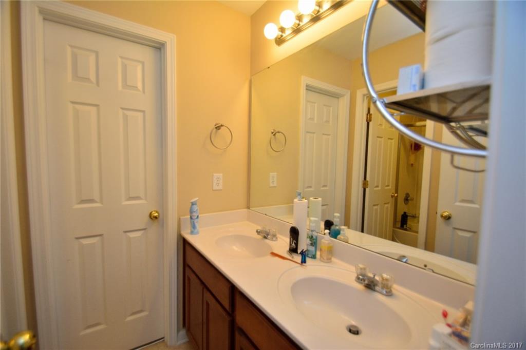 13519 Porter Creek Road Charlotte, NC 28262 - Photo 15 of 24