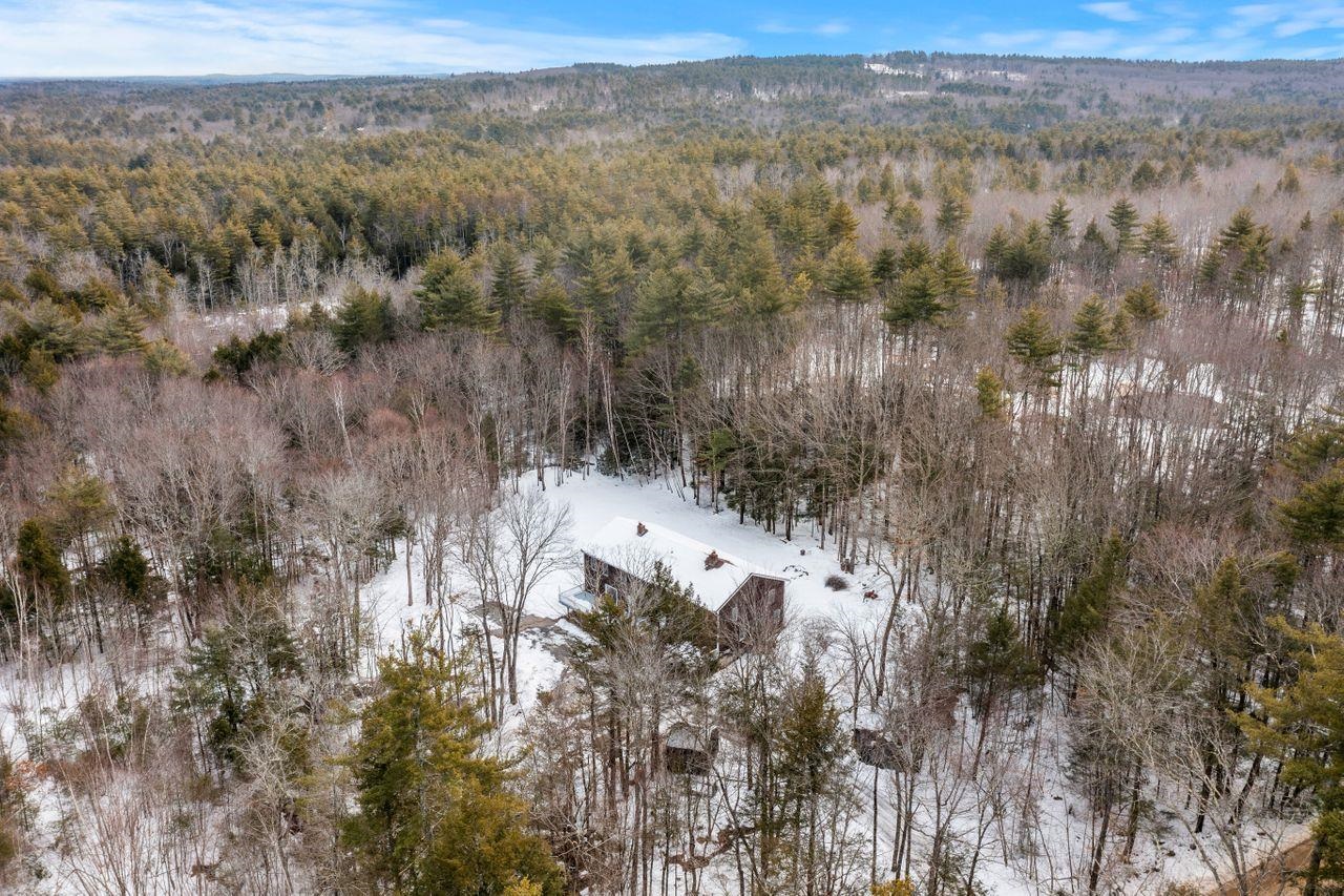 29 Stevens Hill Road Nottingham, NH 03290 - Photo 1 of 40