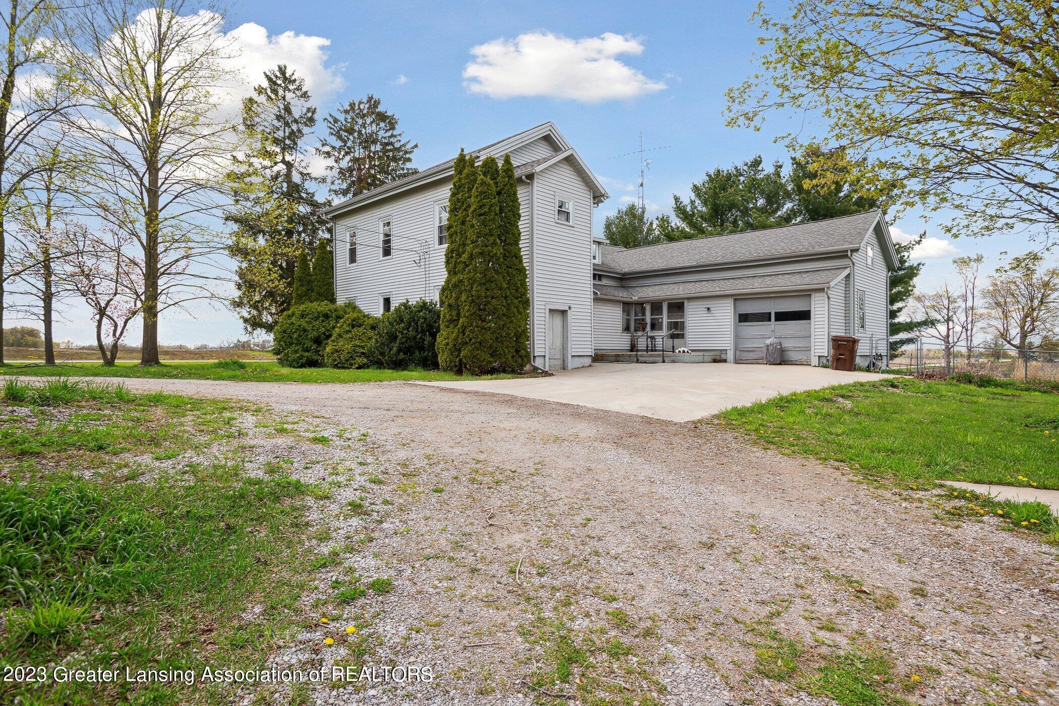 7930 North Fowlerville Road Fowlerville, MI 48836 - Photo 3 of 42 7930-N-Fowlerville-Rd-Fowlerville-MI-488