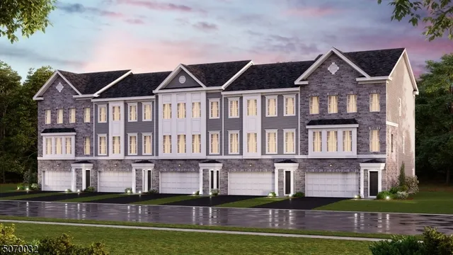 $855,940 | 69 Eastwood Terrace, Unit 69, East Hanover, NJ 07936