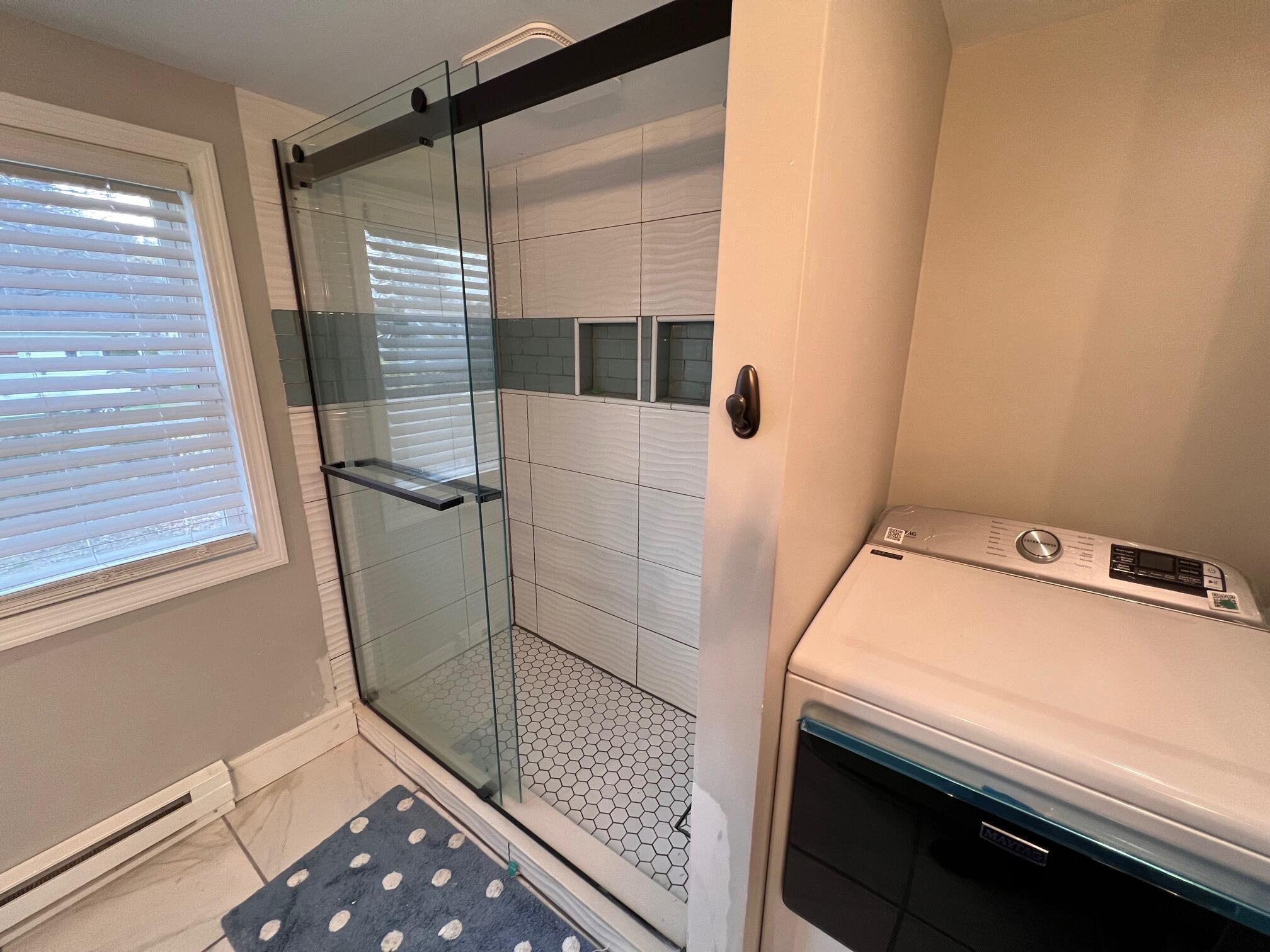 18 Coolidge Avenue Saco, ME 04072 - Photo 6 of 10 18 coolidge down bath 2