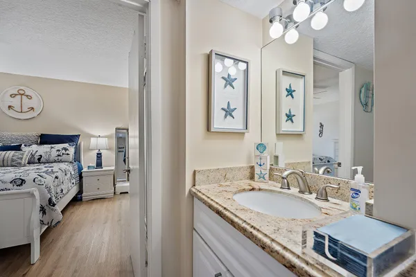 $1,975 | 1605 Highway 1, Unit M2101, Jupiter, FL 33477