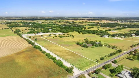$375,000 | 1920 County Road 130, Hutto, TX 78634