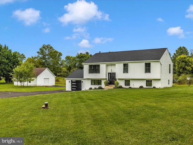 $569,900 | 79 Chandler Drive, Shepherdstown, WV 25443