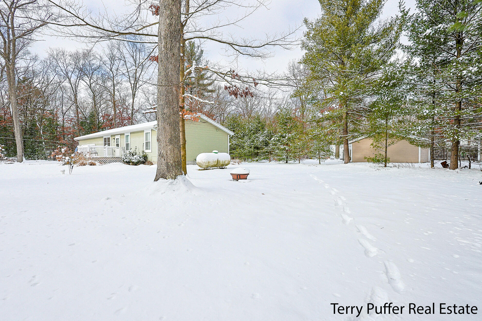 688 Cherry Road Twin Lake, MI 49457 - Photo 28 of 29 IMG_0411