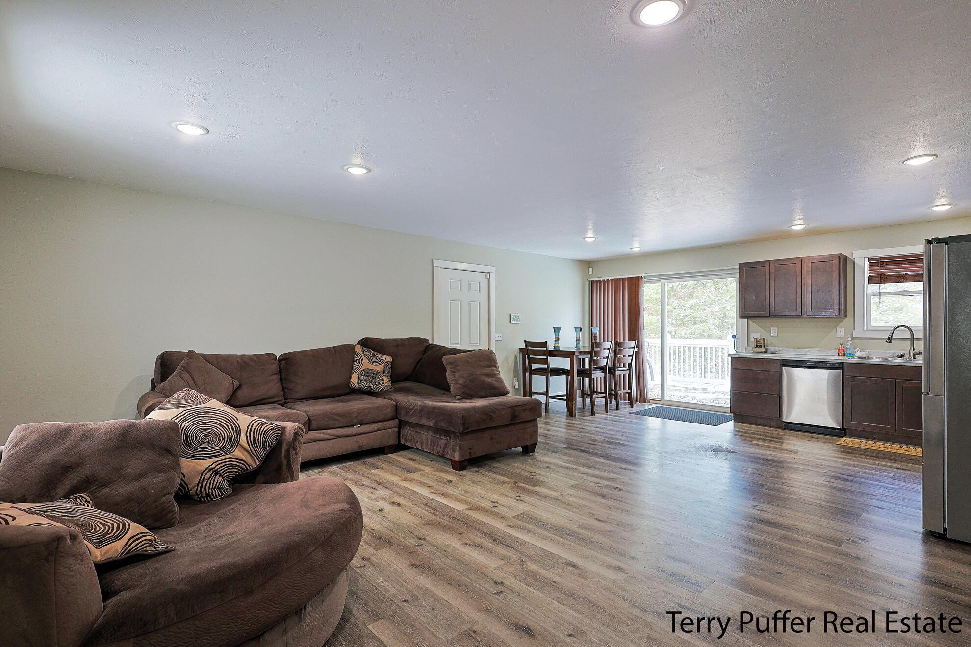 688 Cherry Road Twin Lake, MI 49457 - Photo 3 of 29 IMG_0267