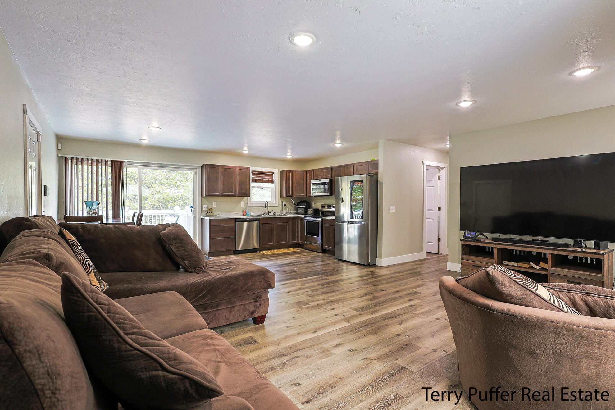 688 Cherry Road Twin Lake, MI 49457 - Photo 6 of 29 IMG_0279