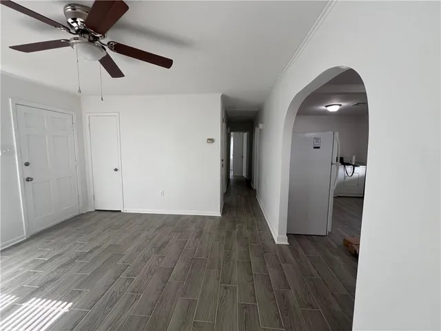 $1,700 | 34 Tulip Drive, Gretna, LA 70053