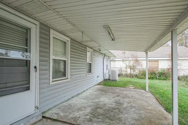 $1,700 | 34 Tulip Drive, Gretna, LA 70053