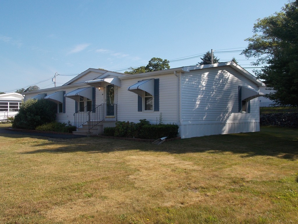 16 Amber Way Raynham, MA 02767 - Photo 2 of 22 Gallery Image 2