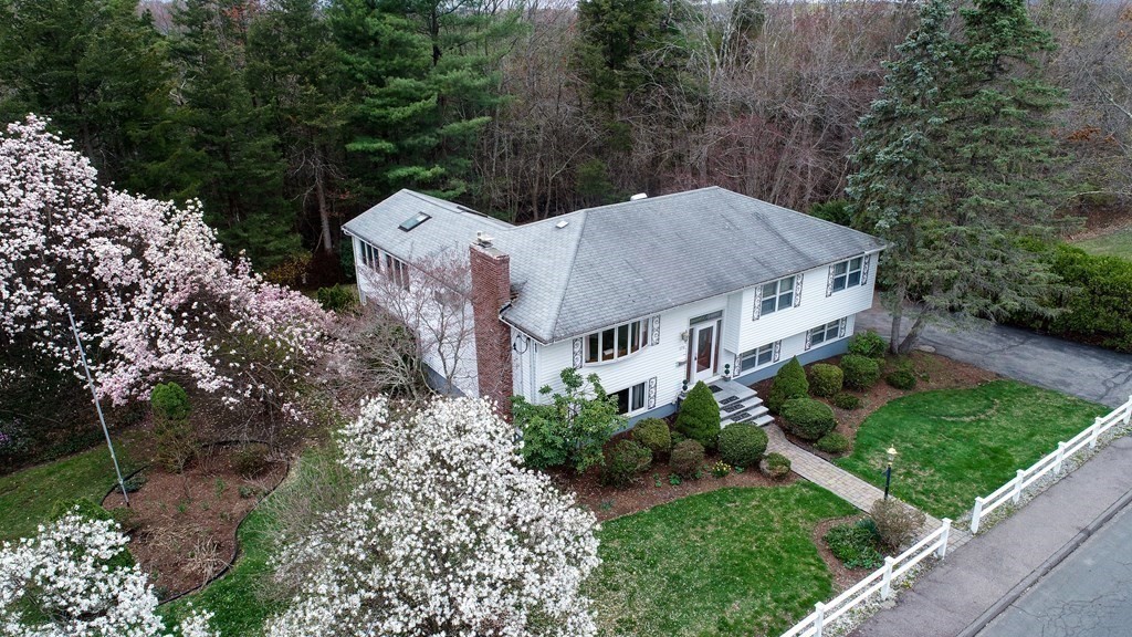 270 Alida Road Braintree, MA 02184 - Photo 2 of 15 Gallery Image 2